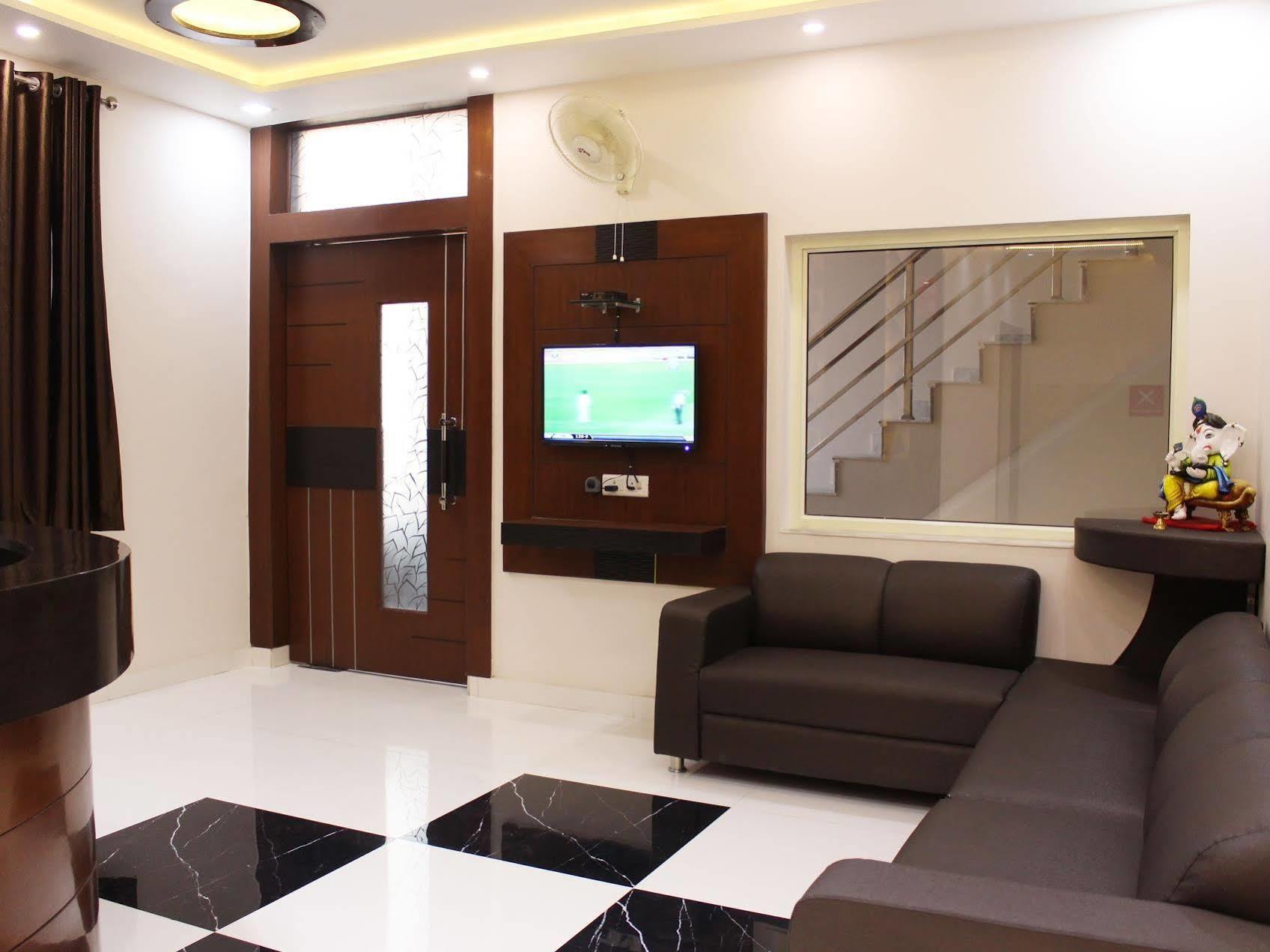 Oyo 3202 Hotel Gayatri Residency Agra  Esterno foto