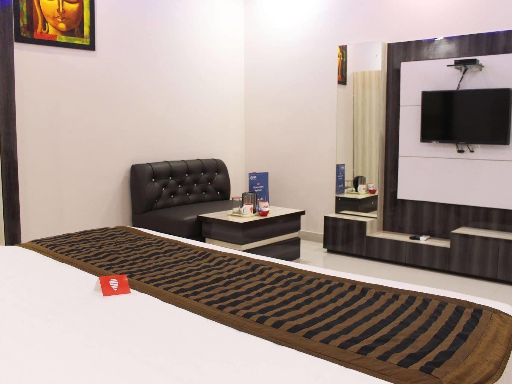 Oyo 3202 Hotel Gayatri Residency Agra  Esterno foto